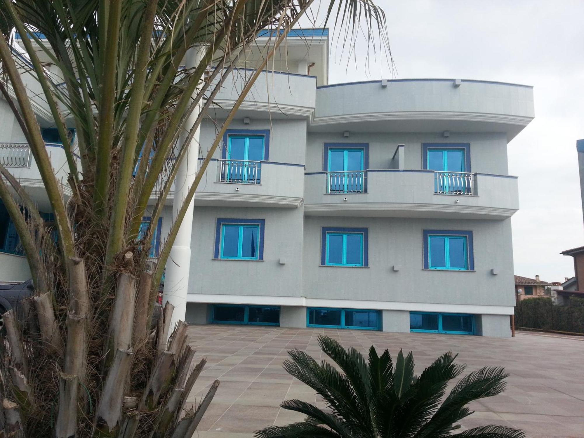 Serpa Hotel Anzio Buitenkant foto
