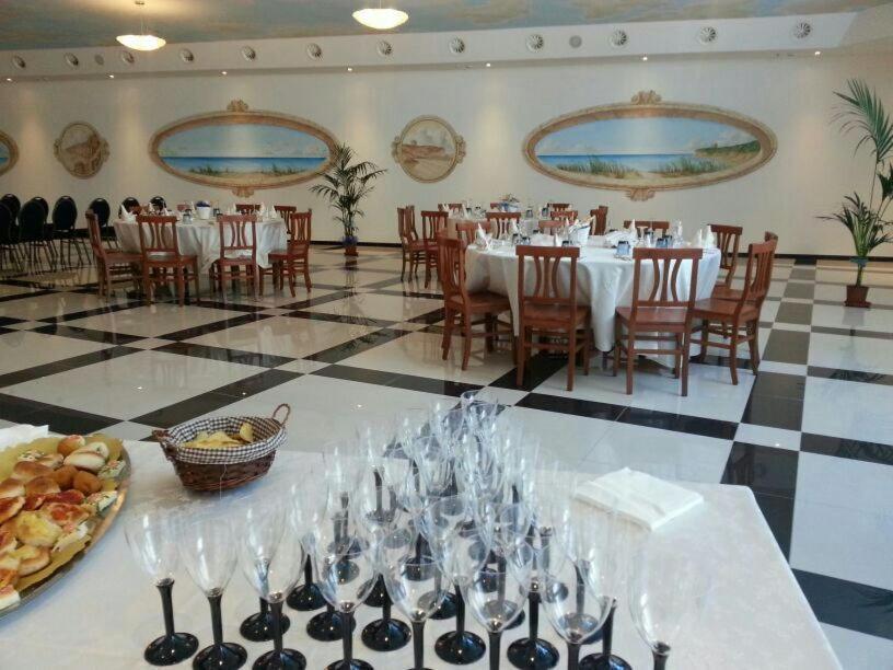 Serpa Hotel Anzio Buitenkant foto